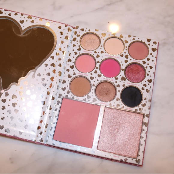 “I want it all” palette by Kylie - Picture 3 of 3